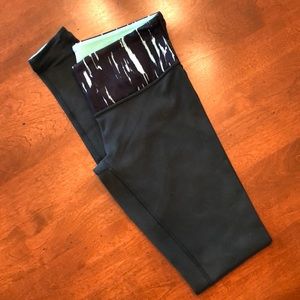 Lululemon yoga pants